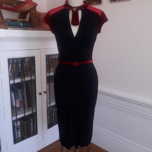 Pinup Couture Black with Velvet Burgundy Trim Wiggle Dress - Picture 7 of 7